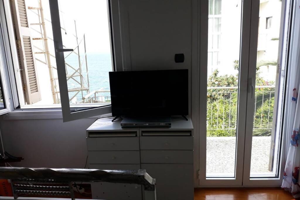 Sweet Home In Aigio Exterior photo