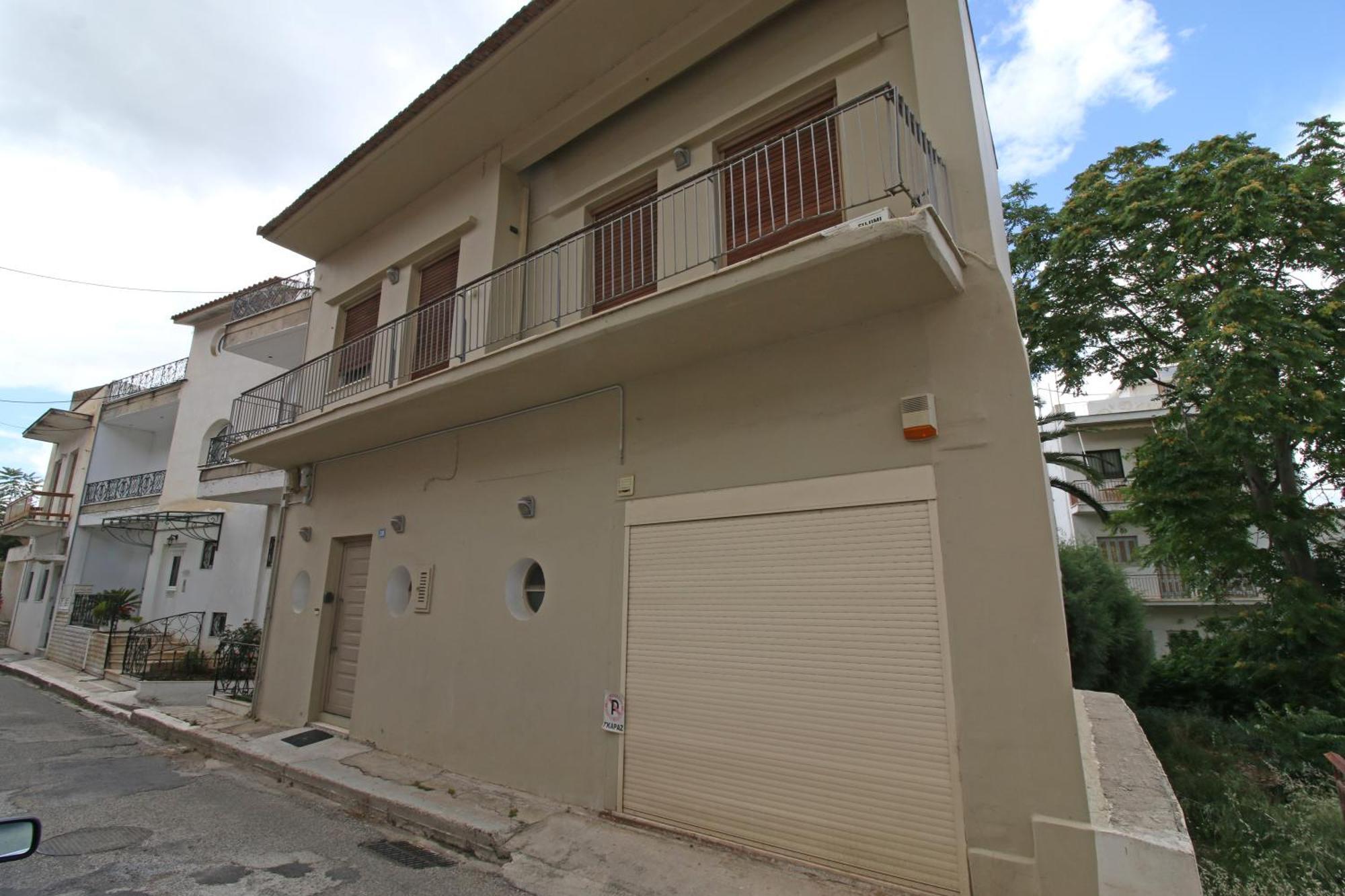 Sweet Home In Aigio Exterior photo